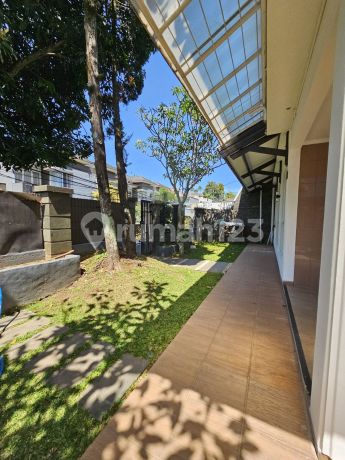 Dijual Rumah di Budisari 2 Lantai Siap Huni