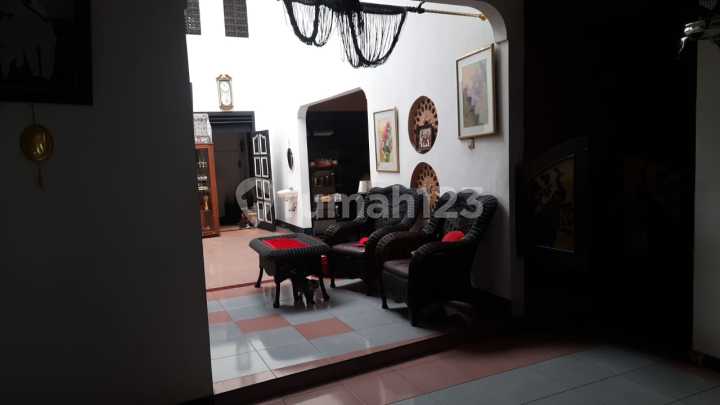 Well-Maintained House in PLN Bandung Sayap Moch Toha Well-Maintained House in PLN Bandung Sayap Moch Toha