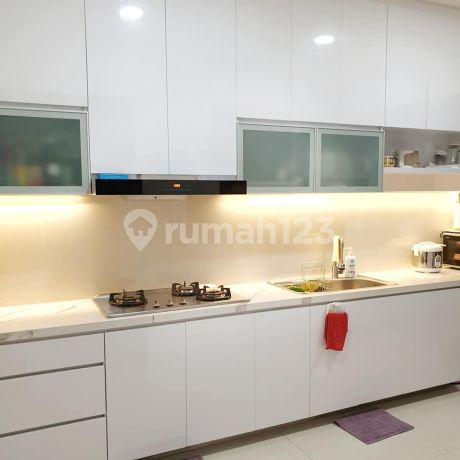 Rumah 2 Lantai Bagus Terawat Dan Bersih Di Kembar Mas