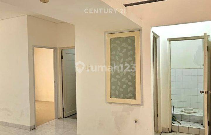 Jual EXCLUSIVE Rumah Cantik Modern Di Emerald Townhouse LR13537