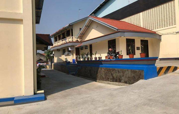 Ruang Usaha Strategis GOR Kharisma Simpay Asih, Ujungberung Bandung