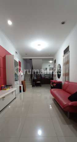 Dijual Rumah Bagus Nyaman Siap Huni Minimalis Lokasi di Taman Holis Indah 1 Bandung Dijual Rumah Bagus Nyaman Siap Huni Minimalis Lokasi di Taman Holis Indah 1 Bandung