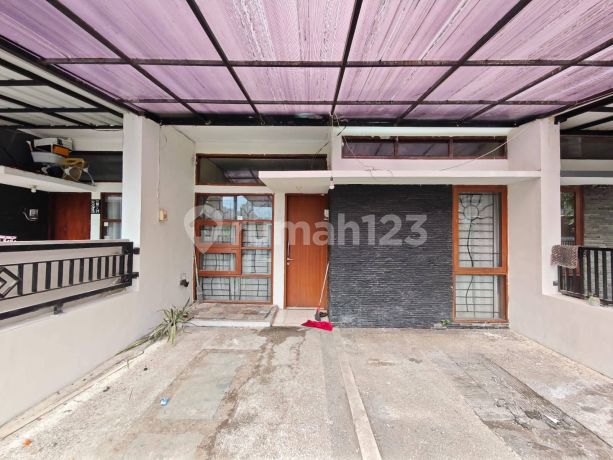Dijual Rumah Nyaman Siap Huni Lokasi di Kinagara Regency Ciganitri