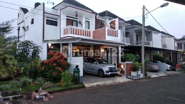 Dijua Rumah Furnish Siap Huni Modern Minimalis Lokasi di Komp Grand Panoramic Residence Bandung