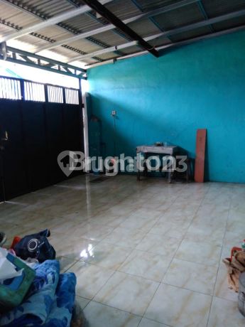 Taman Jenggala Sidoarjo house near Larangan market.