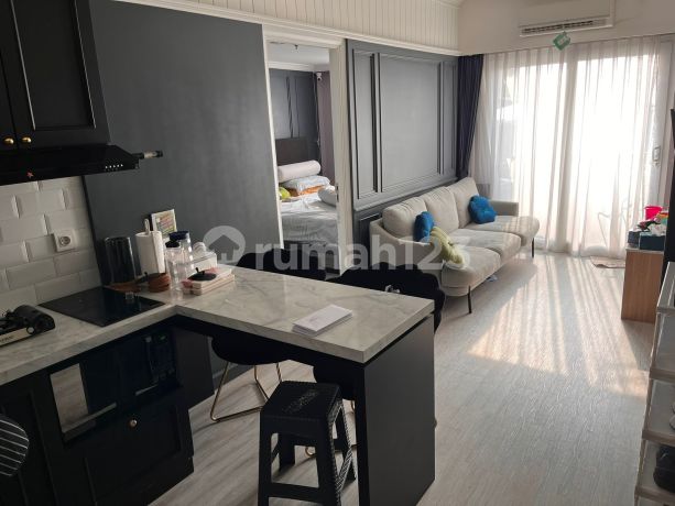 Sewa Apartemen 2 Br Mg Suites , American Classic Style