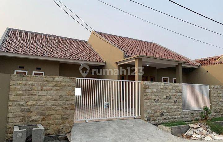 Rumah Siap Huni Dekat Mall di Perumahan SBS, Harapan Jaya, Bekasi 