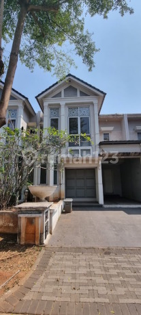 Rumah Dijual disewakan Di Cluster Whitsand Greenwich Park Bsd City Pagedangan Tangerang 