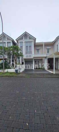 Rumah Dijual di Cluster Whitsand Greenwich Park BSD City Pagedangan Tangerang Rumah Dijual di Cluster Whitsand Greenwich Park BSD City Pagedangan Tangerang