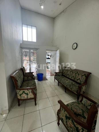 Rumah Usaha Posisi Hook di Sentraland Boulevard Parung Panjang