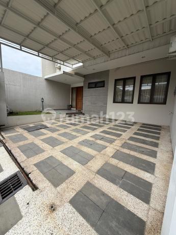 Dijual Rumah Minimalis 2 Lantai Siap Huni Dekat Mall Ciputra World dan Akses Toll Dijual Rumah Minimalis 2 Lantai Siap Huni Dekat Mall Ciputra World dan Akses Toll