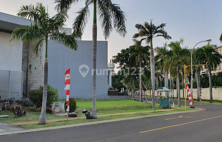 Hadap Selatan Timur Kavling Taman Resort Mediterania PIK Medit Resort