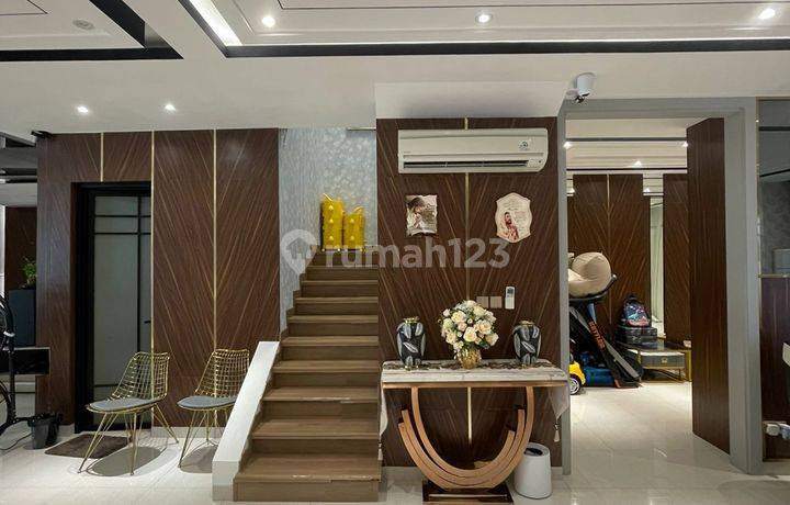 Fully Furnished Rumah Kayara Pik Ukuran 8x23 Hadap Timur