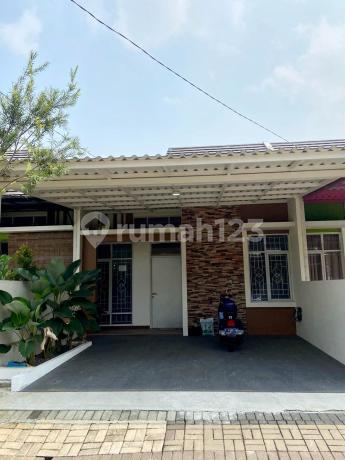 Rumah Siap Huni di Bukit Cimanggu City Dekat Stasiun Kereta Rumah Siap Huni di Bukit Cimanggu City Dekat Stasiun Kereta