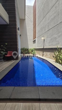 Nice Modern Minimalist House in Pondok Indah