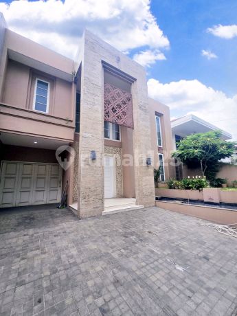 Rumah Bagus Siap Huni Jalan Lebar di Pondok Indah