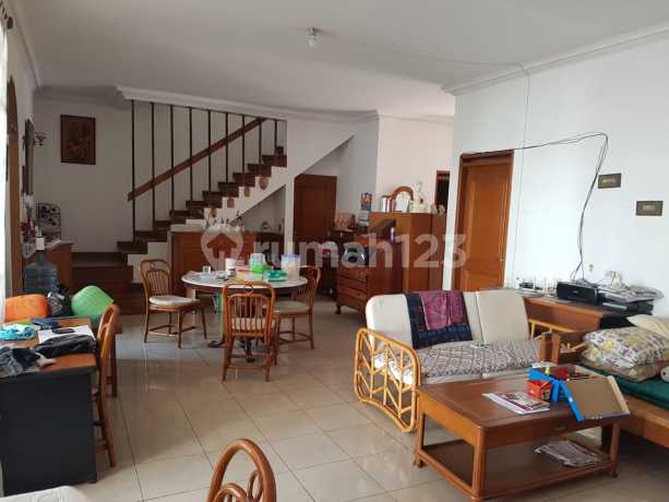 Rumah 2 Lantai di Istana Regency 2 Bandung Rumah 2 Lantai di Istana Regency 2 Bandung