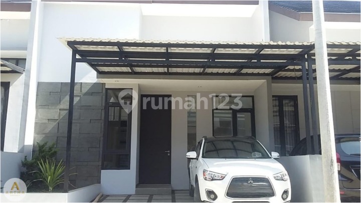 Rumah Bagus Siap Huni Kopo Safira Bandung