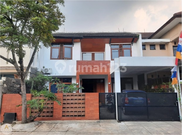 Rumah Terawat Antapani Bandung Fasilitas Kitchen Set