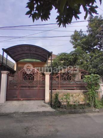 Rumah Siap Huni Nyaman di Komplek Pasadena Residence