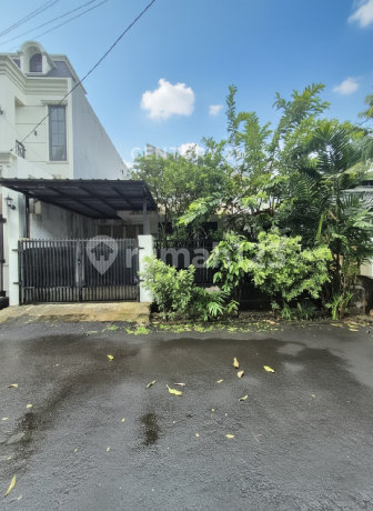 Rumah Dijual Dalam Perumahan Di Cinere Depok - 9260 Rumah Dijual Dalam Perumahan Di Cinere Depok - 9260