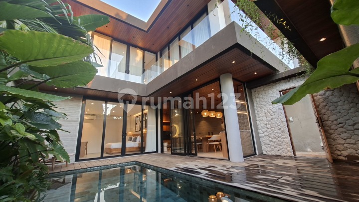 For Sale Villa at Bale Mansion Sunset Road Kuta Bali For Sale Villa at Bale Mansion Sunset Road Kuta Bali
