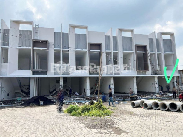 Ruko Baru Gress Regency One Dekat Pakuwon City Ruko Baru Gress Regency One Dekat Pakuwon City