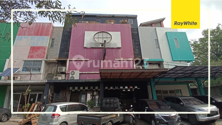 Ruko Strategis di Komplek Ruko di Jantung Kota Bekasi