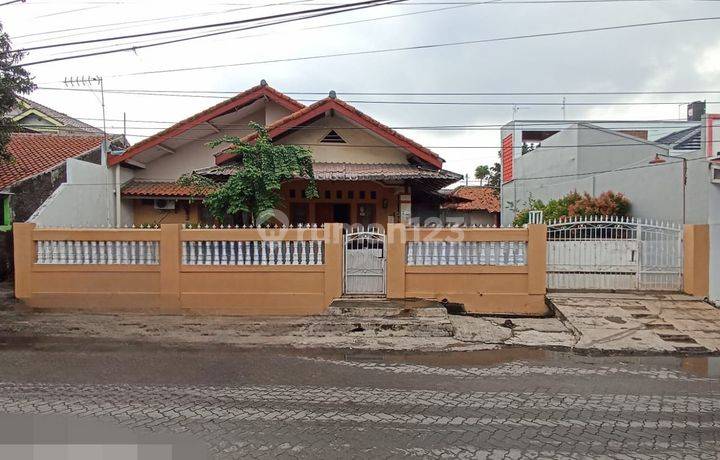 Rumah Luas di perumahan Wisma Jaya Duren Jaya, Bekasi