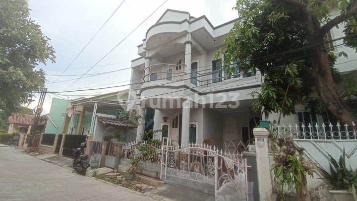 Rumah murah dekat Summarecon Bekasi di Tytian Kencana, Bekasi Utara