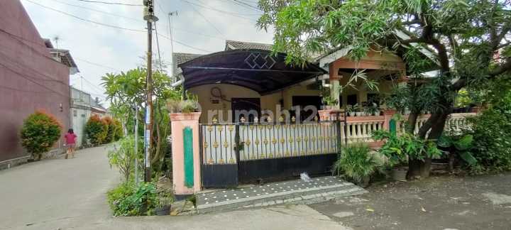 Rumah Huk Siap Huni Di Tytyan Indah Bekasi Rumah Huk Siap Huni Di Tytyan Indah Bekasi