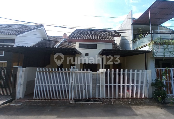 Summarecon Bekasi Bintang Metropol rumah bagus siap huni. Summarecon Bekasi Bintang Metropol rumah bagus siap huni.