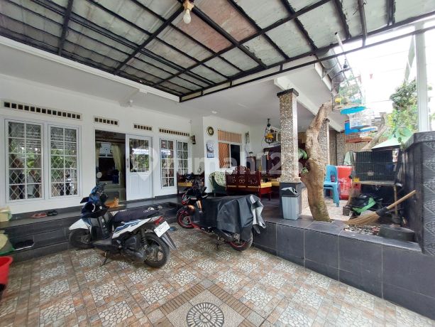 Rumah sejuk ciomas view spektakuker Danau dan Gunung salak