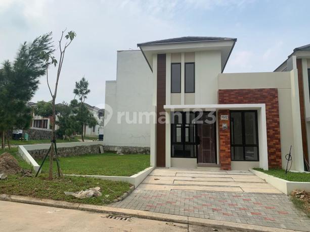 Cheapest Corner House in Sentul, Elite Area of Citra Sentul, Toll Access