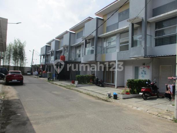 Rumah Dijual 2 Lantai Graha Tiban Mansion Full Renovasi Dekat Cipta Land Tiban Rumah Dijual 2 Lantai Graha Tiban Mansion Full Renovasi Dekat Cipta Land Tiban