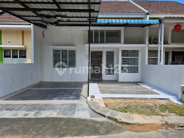Dijual Rumah Puri Selebriti 3 Full Renovasi Dekat Bandara Batam Centre