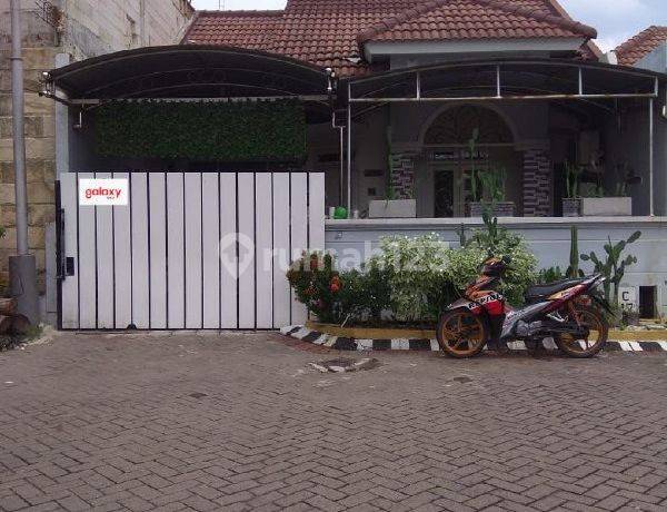 Rumah Siap Huni di Palm Spring Regency, Jambangan strategis (code : DVO)