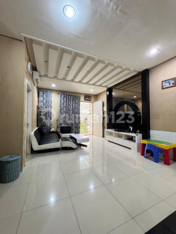 Rumah di Green Lake City, Amerika 8X15 , Renov Full Bangunan, SHM Rumah di Green Lake City, Amerika 8X15 , Renov Full Bangunan, SHM