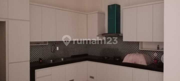 Rumah di Golf Lake Residence , LT. 8X20 , 2 Lantai , Semi Furnish Rumah di Golf Lake Residence , LT. 8X20 , 2 Lantai , Semi Furnish