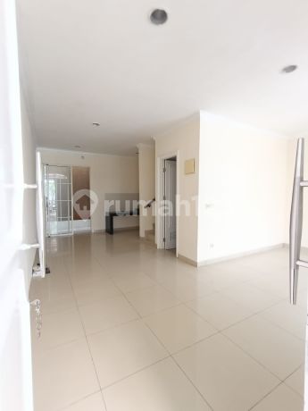 Rumah di Green Lake City, Cluster Europe Uk. 6X15, 2 Lantai , SHM