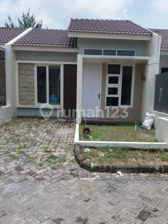 Rumah Jade Hamlet Gresik Murah (VIN.A033)