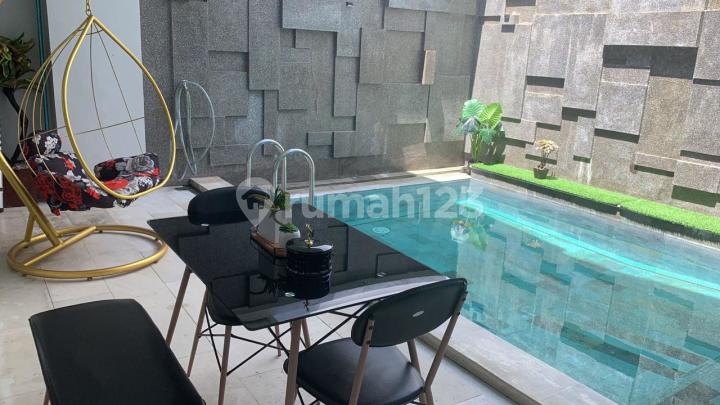 Rumah Mewah Plus Kolam Renang Bukit Baruga Makassar