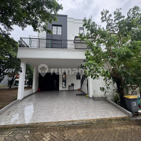 For Sale Minimalist Luxury Modern House in Casa Jardin. Fully Renovated Building Ready to Occupy.