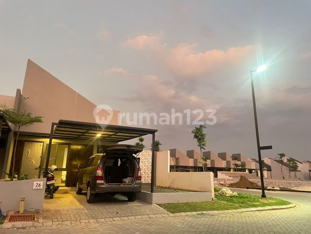 Dijual Rumah Strategis Siap Huni