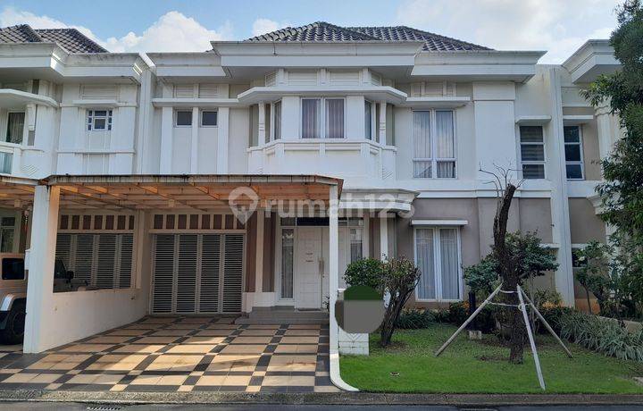 Rumah Cantik Full Furnish Lebar 12x18 Premium Summarecon Bekasi