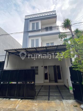 Sunter House 3.5 Floors New Renovation Quick Sale Cheap !!