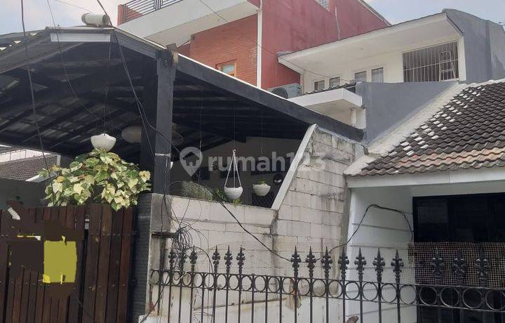 Rumah 2 Lantai Pulomas Barat, 6x21 Shm Jalan Lebar