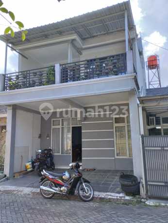 Rumah 3 lantai perum Graha Timur Purwokerto Rumah 3 lantai perum Graha Timur Purwokerto