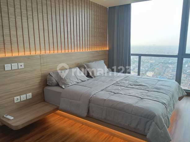Disewakan Hillcrest House 1 Lantai 15 Type 2 Bedroom Full Furnished Bagus