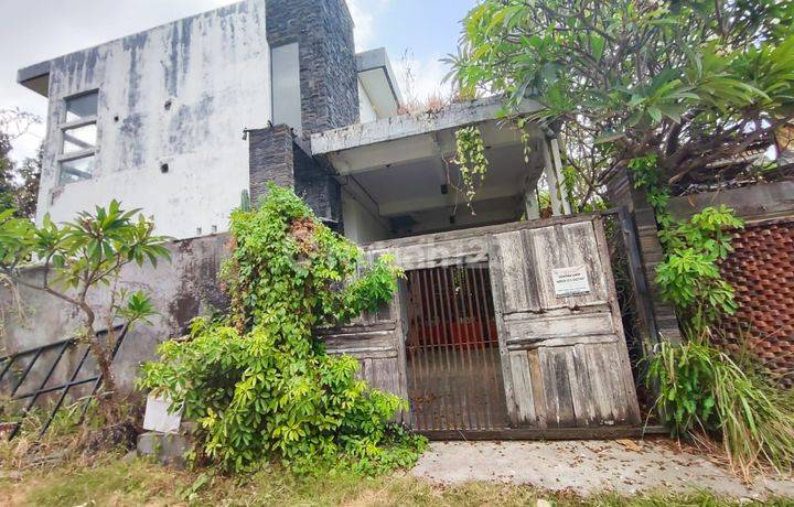 Rumah Hunian Murah 2lt Tanah 480m² Di Panji Singaraja, Buleleng Balirumah Tinggal 2 Lantai Di Panji Singarajaterletak Di Jl. Ki Barak Panji Sakti, Desa Panji, Kec. Sukasada, Kab. Buleleng, Provinsi Bali.spesifikasi:- Luas Tanah : 480 M²- Luas Bangunan : 3